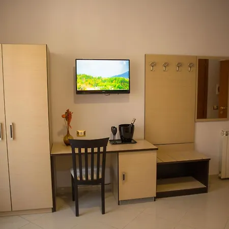 Guest house Seasons 2*