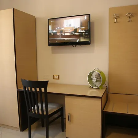 올 시즌스 로마