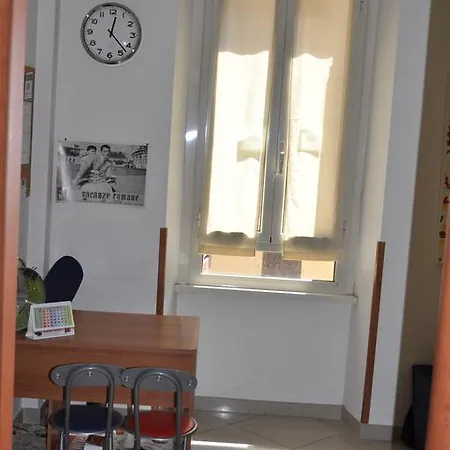 올 시즌스 게스트하우스 로마